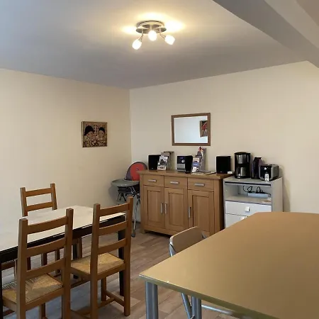 Tatil Evi Maison De Spacieuse Avec Cour Privative, Proche Des Commerces Et Activites De Plein Air. - Fr-1-489-375 *